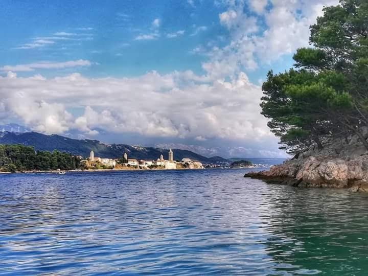 Apartmani Ruzarija Раб Екстер'єр фото